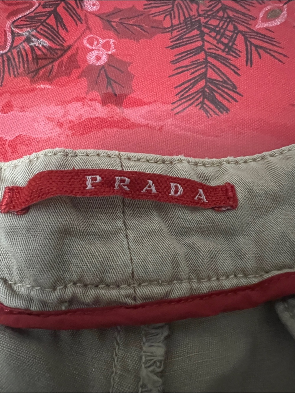 Prada Men’s  Vintage Beige Cargo Shorts Sz 34 EUC - Picture 4 of 10